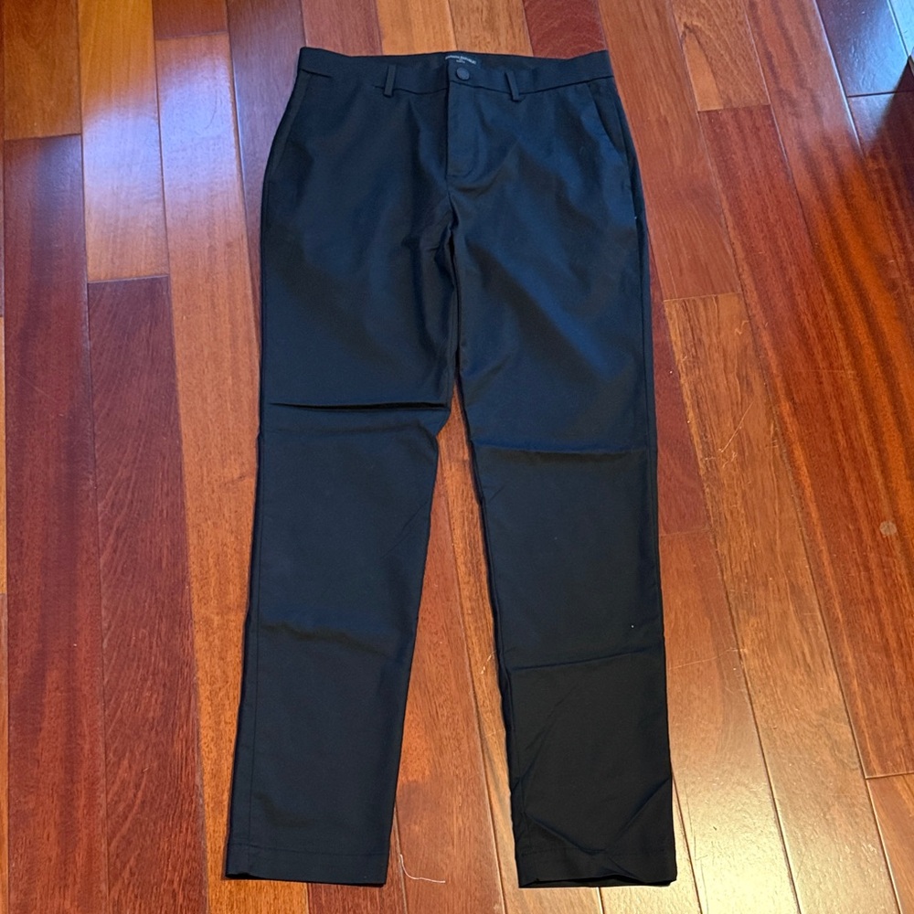 Brand new without tags Banana Republic men’s  size 33X 34 chinos